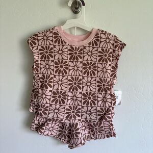 NWT Grayson Threads kids set in a size 2T